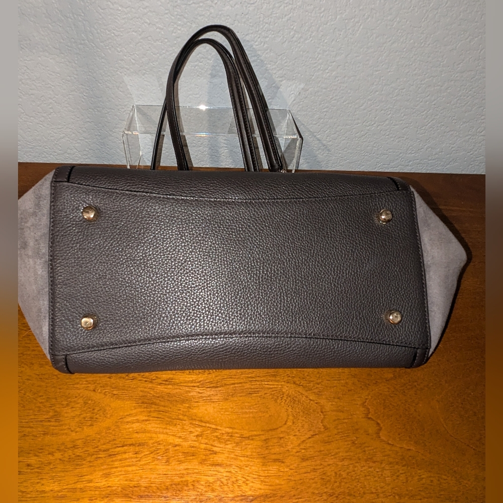 🆓ITEM! Coach Brown Shoulder Bag/Purse+FREE NWT travel size Billie Eilish scent! - Picture 9 of 14